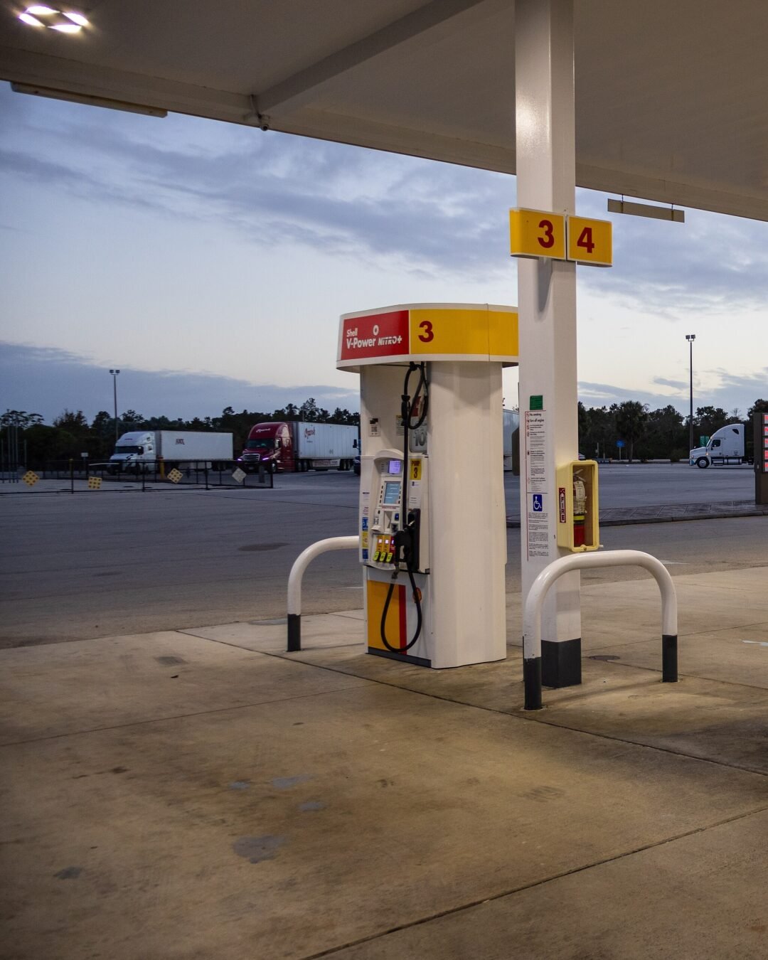 LA GASOLINA EN FLORIDA SUBE 7 CENTAVOS EN UN DÍA Y PROMEDIA $4,13 EL GALÓN